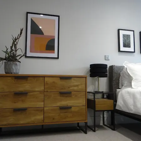 The Loft, The Quadrant, - Location, Views And Luxury With A Parking Space *