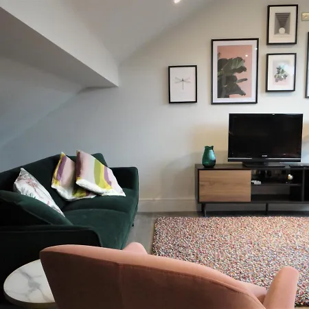 The Loft, The Quadrant, - Location, Views And Luxury With A Parking Space 公寓 *