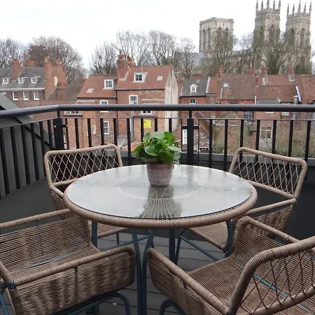 公寓 The Loft, The Quadrant, - Location, Views And Luxury With A Parking Space