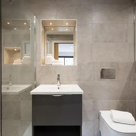 公寓 The Loft, The Quadrant, - Location, Views And Luxury With A Parking Space
