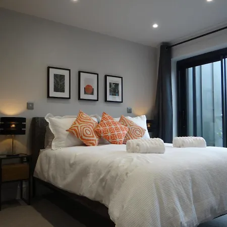 The Loft, The Quadrant, - Location, Views And Luxury With A Parking Space