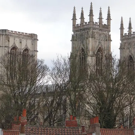 The Loft, The Quadrant, - Location, Views And Luxury With A Parking Space * York